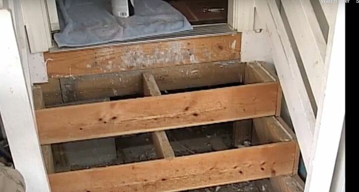 how to renew your garage steps in under 2 hours, Remove the Kick plate and Stair Treads