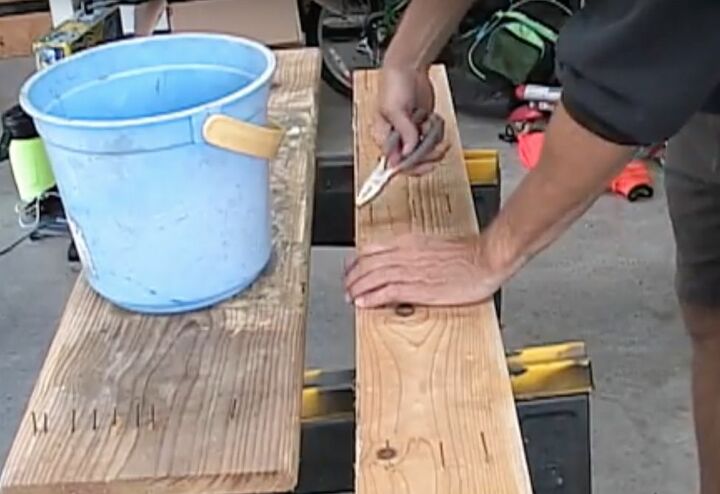 how to renew your garage steps in under 2 hours, Remove the Old Nails