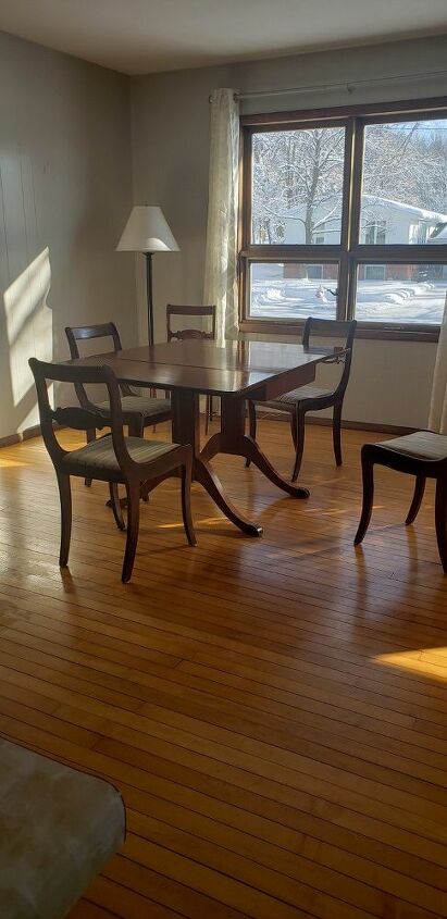 q help with table and chairs