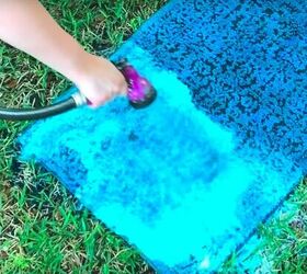 how to dye a rug to bring it back to life, Rinse and Let Dry