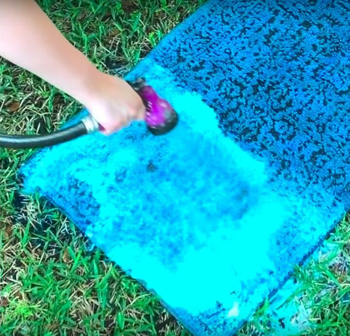 how to dye a rug to bring it back to life, Rinse and Let Dry
