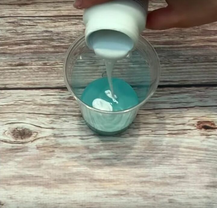 transform your furniture with this ombre painting technique, Mix Your Paint