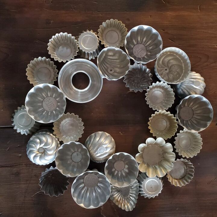 vintage tart tin wreath
