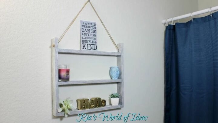 bricolaje de dollar tree estantera de pared con escalera, Cuelgue y ponga accesorios a los estantes