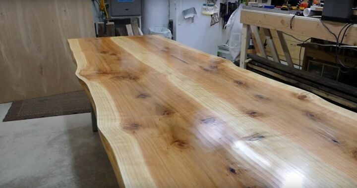 cmo hacer una mesa de comedor de madera de borde vivo, Mesa de comedor de madera con bordes vivos DIY
