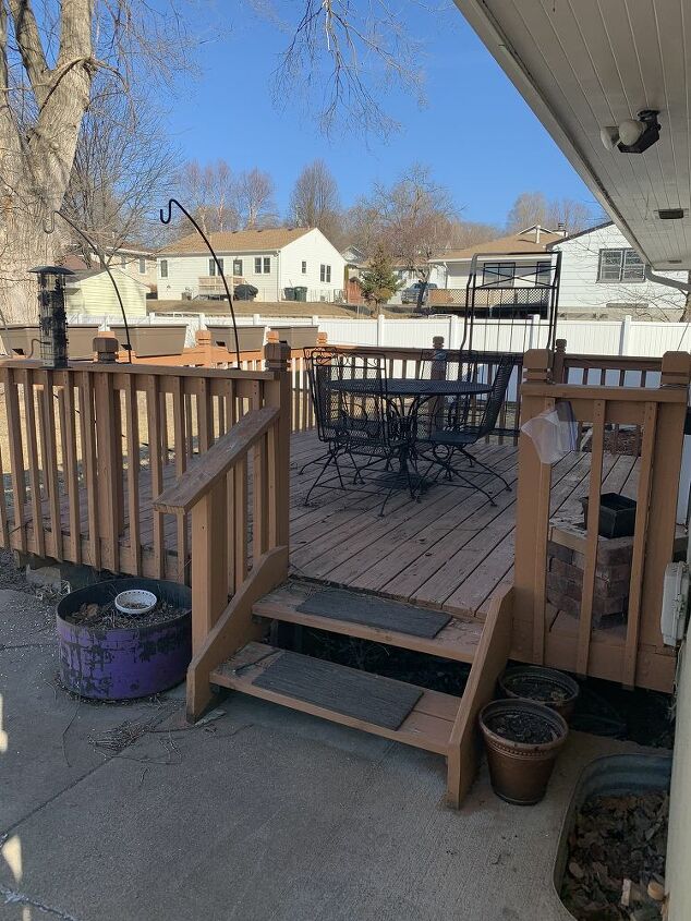 can you suggest some ideas for creating deck privacy