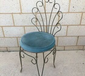 easy chair makeover, BEFORE old worn dirty