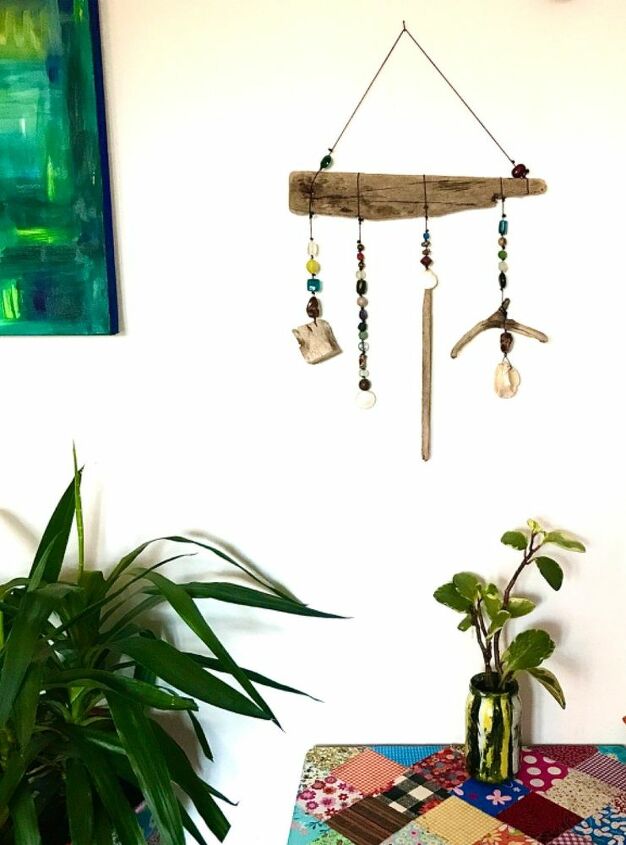 how to make a beautiful piece of wall art from beach finds