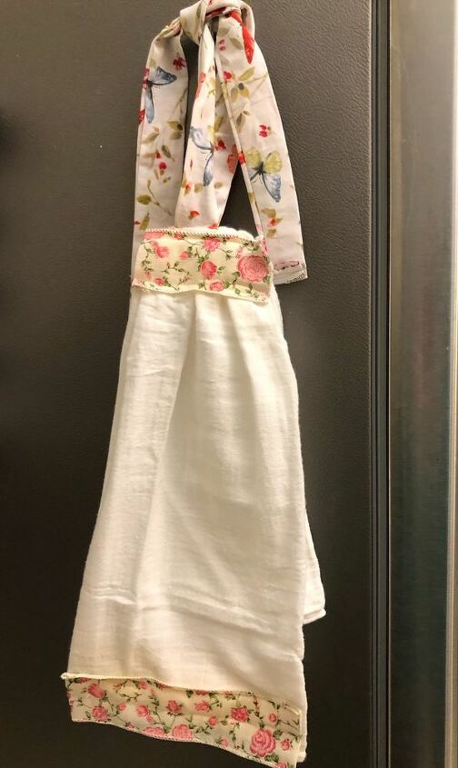 hanging kitchen towel, Towel with Tie Sewed on Vertically