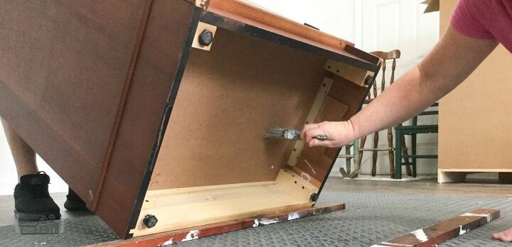accent cabinet makeover, Cleaning Bottom