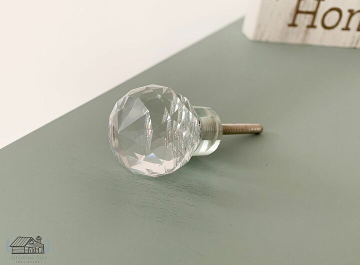 accent cabinet makeover, Knob From Hobby Lobby