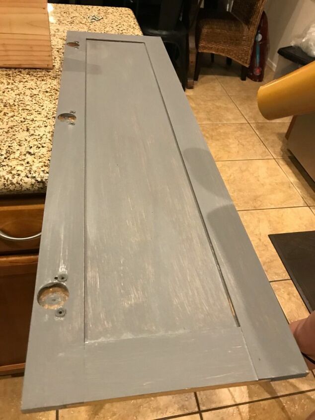 cmo construir una mesa de sof a partir de una puerta de armario