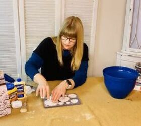 diy easter eggs with clay and moulds