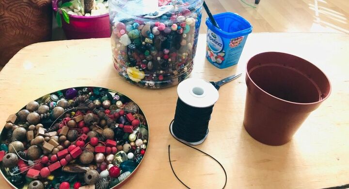 how to transform your plastic plant pots with beads, Things to make a bead planter