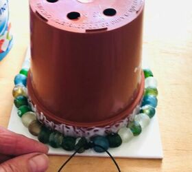 How to Transform Your Plastic Plant Pots With Beads DIY | Hometalk