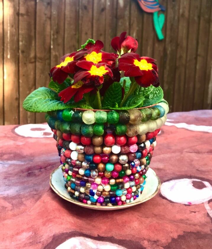how to transform your plastic plant pots with beads, Beaded plant pot
