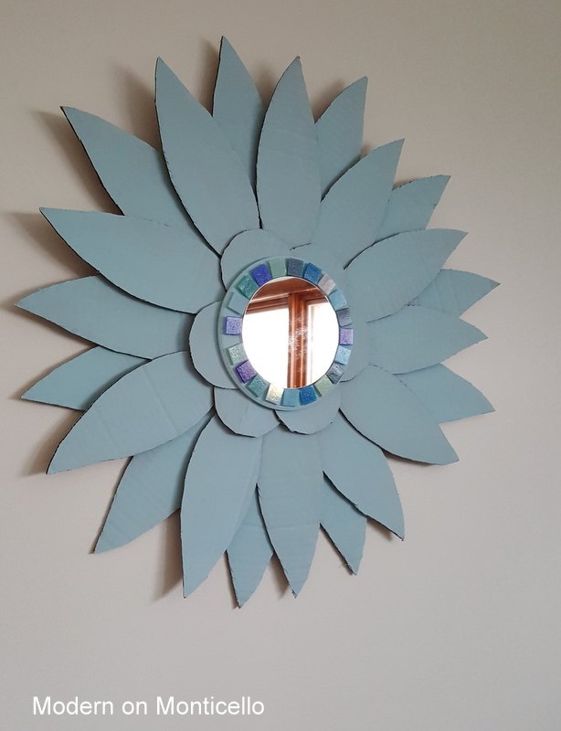 s 13 useful ways to upcycle your empty boxes right now, Make a sunburst mirror