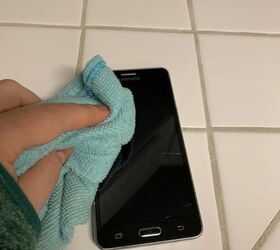 how to clean and disinfect your cell phone