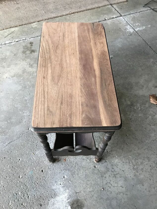 mesa lateral refinada vintage