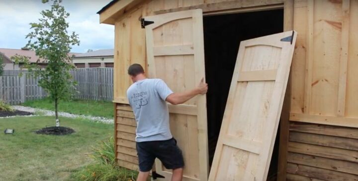 How to build a outdoor shed door