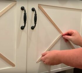 quick and easy farmhouse cabinet update, Insert the X