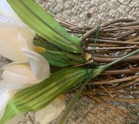 diy spring tulip wreath