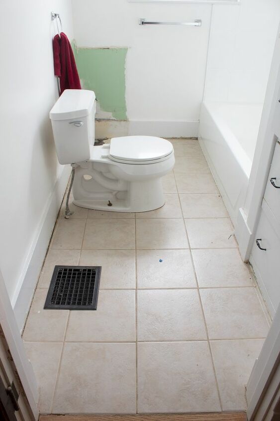 quick and easy bathroom floor update