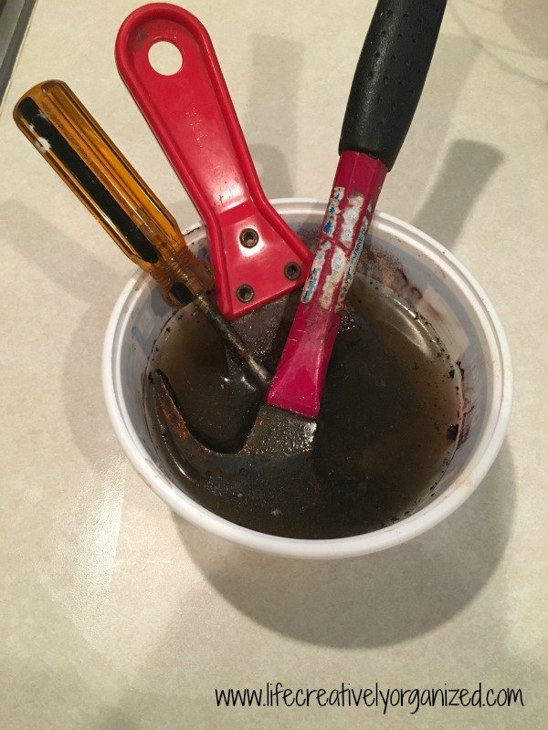maneira de remover ferrugem de ferramentas com 1 ingrediente