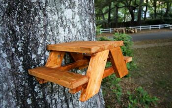 How to Make a DIY Squirrel Picnic Table!