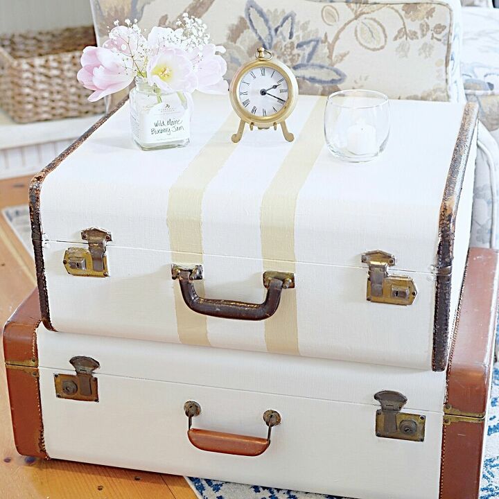 reutiliza una maleta vintage para la decoracin de tu casa