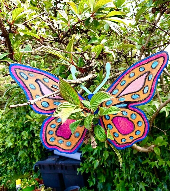 como pintar uma bela borboleta grande para o seu jardim, borboleta pintada