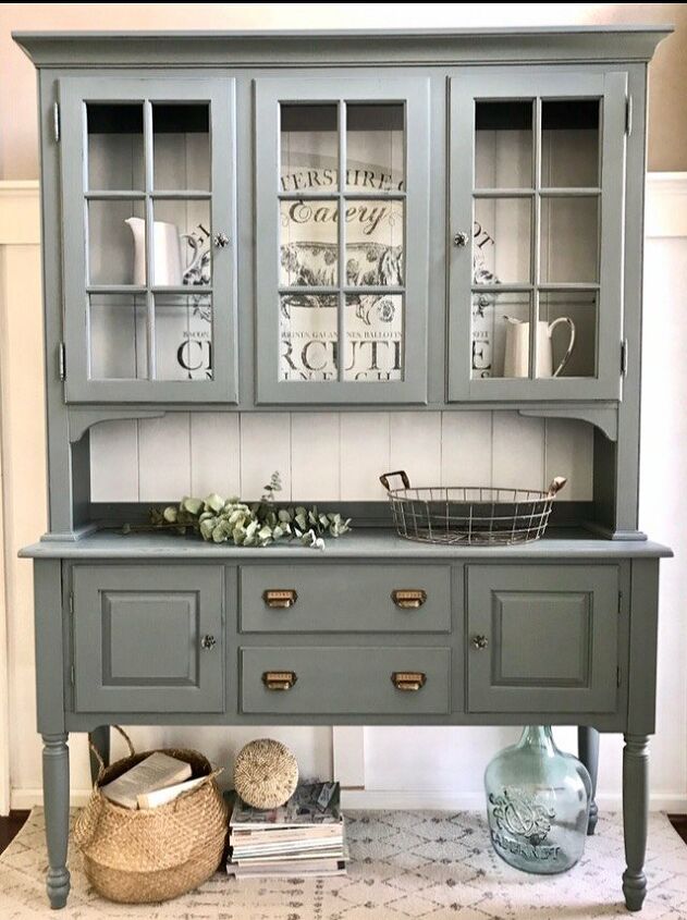 farmhouse hutch makeover