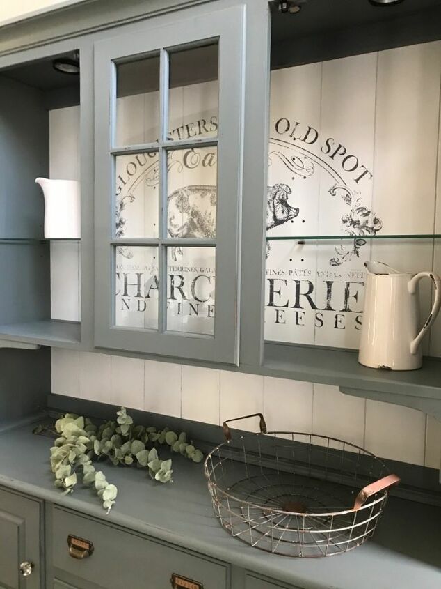 farmhouse hutch makeover