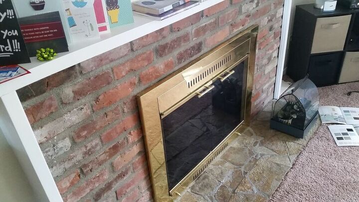 budget friendly fireplace update, BEFORE