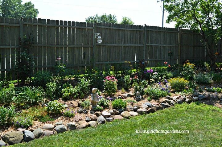 s 15 beautiful ways to add a spring flower garden to your yard this week, Get more plants by dividing perenniala