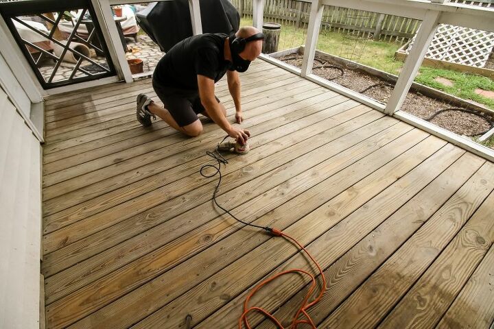 how to stain a deck with a paint sprayer