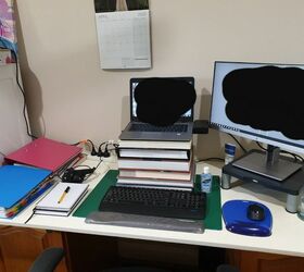 declutter your desk with this simple project, Cluttered