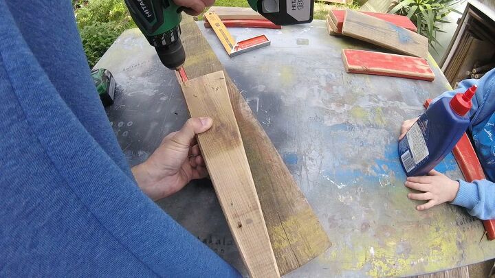 how to make a kids chair from old wood