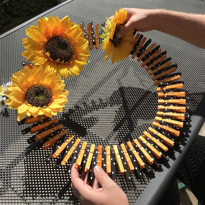 easy clothespin sunflower wreath