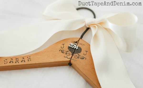 diy bridesmaid hangers