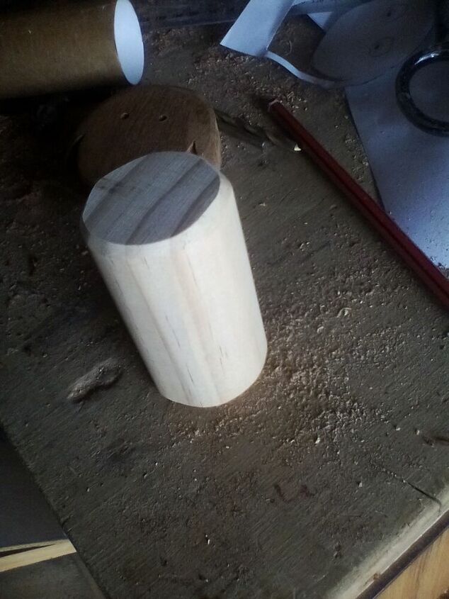 sheep toilet paper holder inspired by boredom during the lockdown