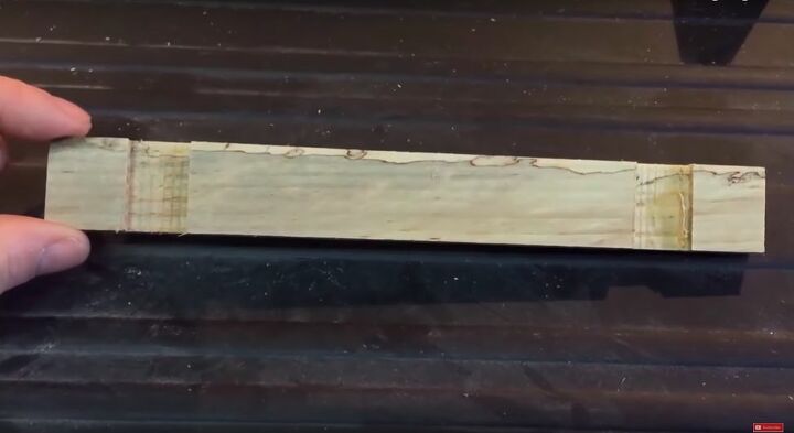 lmpara de madera maciza con pantalla de madera, Igualar las muescas