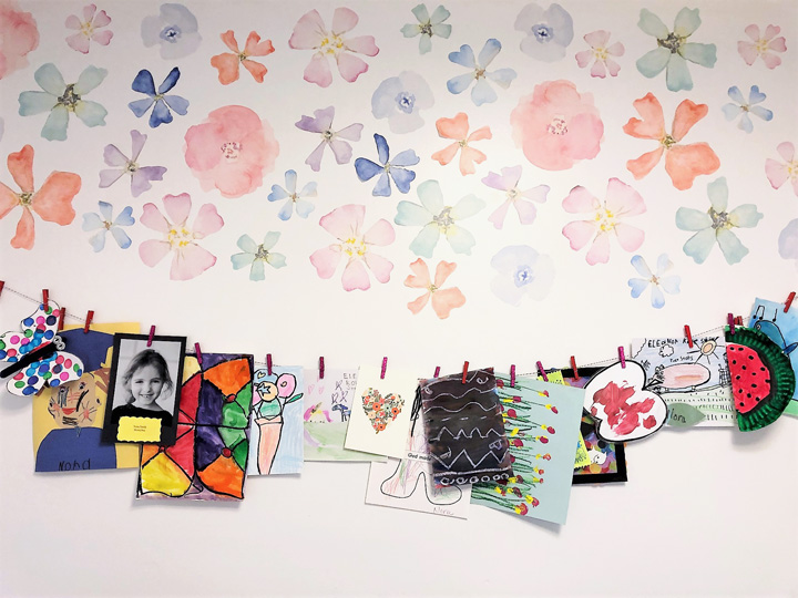 11 creative ways to save and display kids art, Make a hanging bedroom wall display