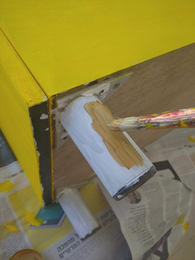 cabinet makeover when everything s closed