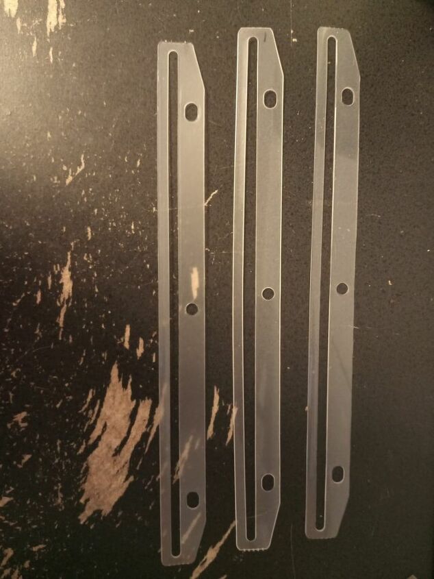 punch plastic hole edge strip 3