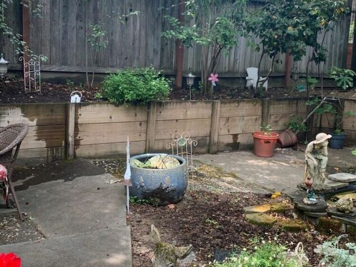 q decorate wood retaining wall