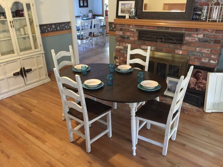mesa y sillas de cocina renovadas