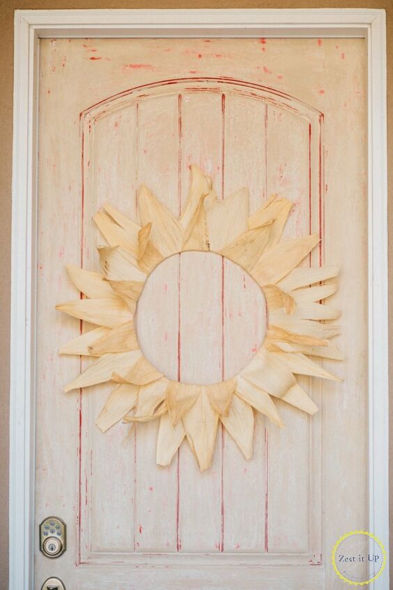 13 unique ways to make over your porch in time for summer, Upcycle a lamp shade into a corn husk wreath