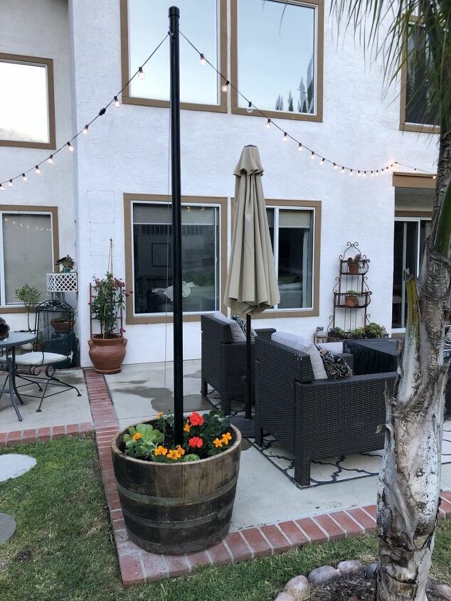 diy wine barrel market light posts