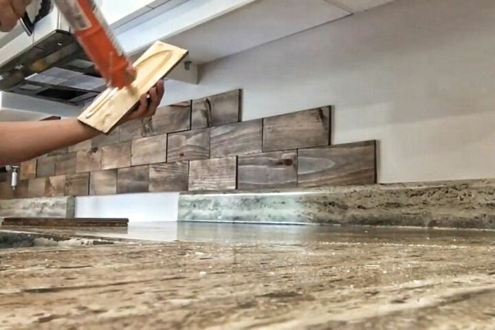 diy wooden backsplash